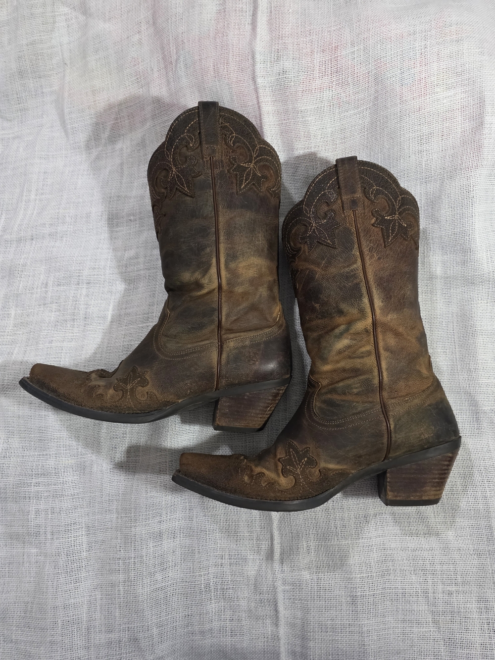 Ariat 10014133 Distressed Brown Leather Western Cowboy Boots Women's 9B - Picture 10 of 10